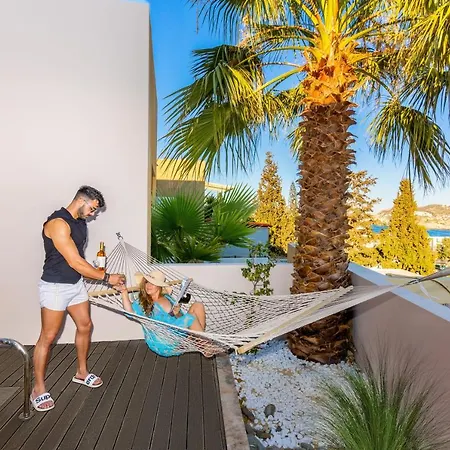 Palm Villa *